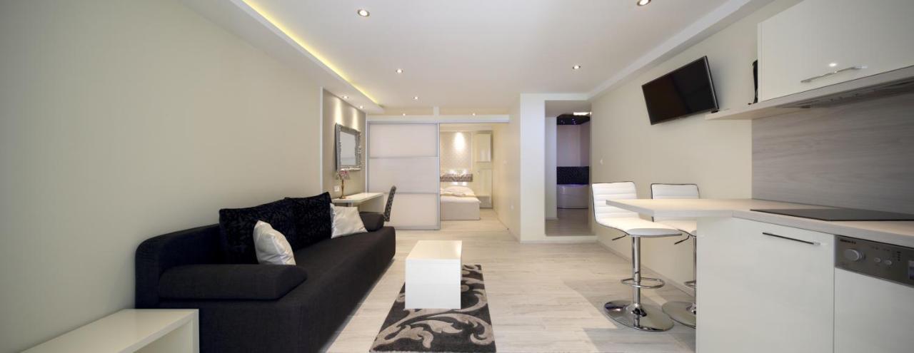 Beach Apartments Ankora Makarska Rom bilde